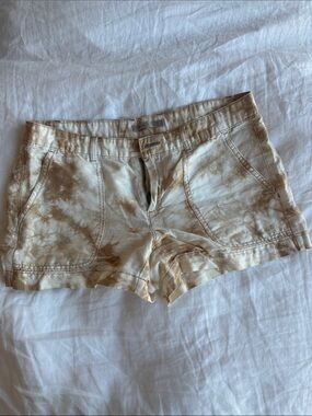 GAP Women's Tie-Dye Beige Bike Shorts